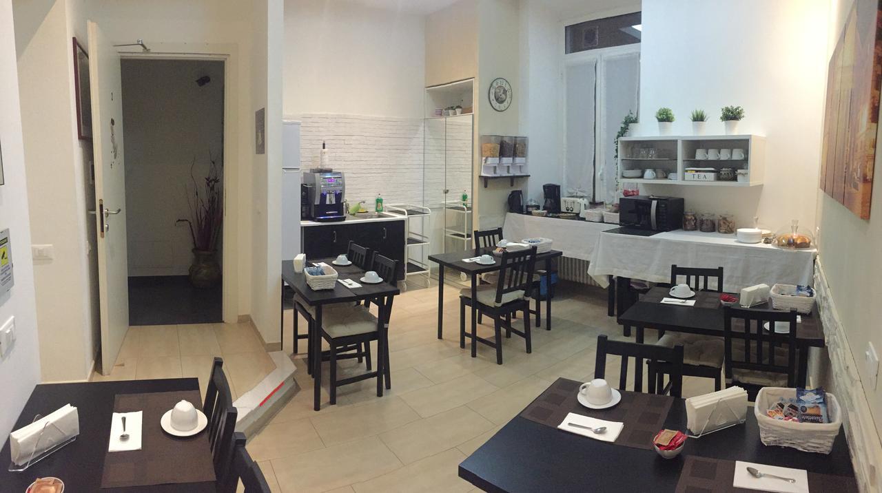 Domus Alberti Bed & Breakfast Рим Екстериор снимка